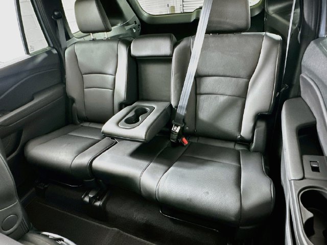 Used 2023 Honda Passport EX-L image 11