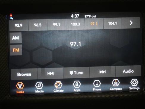 Used 2023 Jeep Wrangler Sport image 21