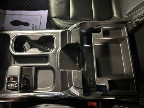 Used 2023 GMC Sierra 1500 Elevation w/ Preferred Package image 21