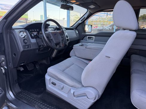Used 2011 Ford F150 XLT w/ XLT Chrome Pkg AWD/4WD image 11