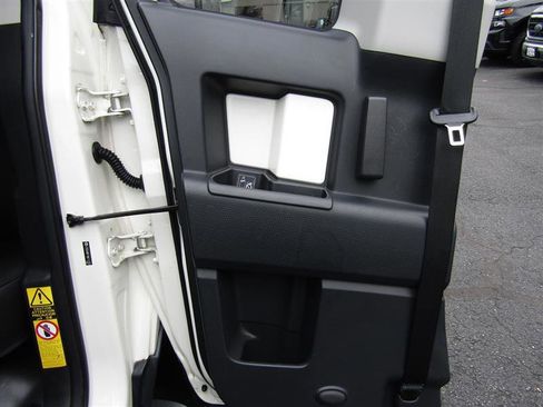 Used 2011 Toyota FJ Cruiser 4WD image 24