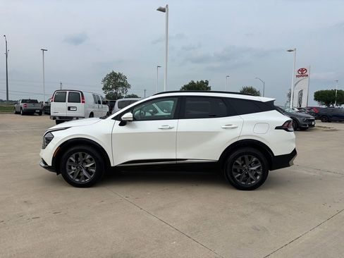 Used 2025 Kia Sportage SX Prestige AWD/4WD image 2