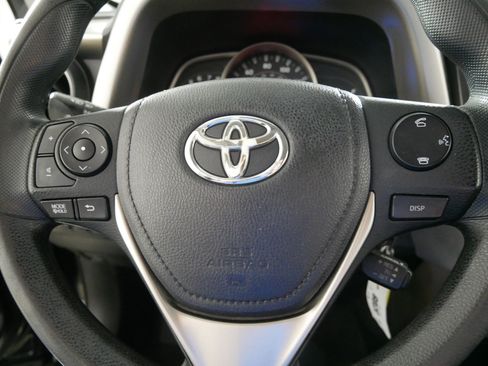 Used 2014 Toyota RAV4 LE AWD/4WD image 25