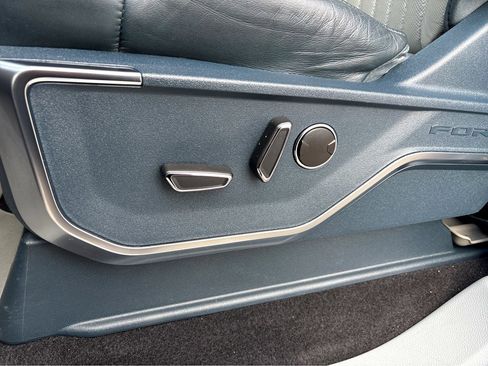 Used 2023 Ford F150 Limited image 23