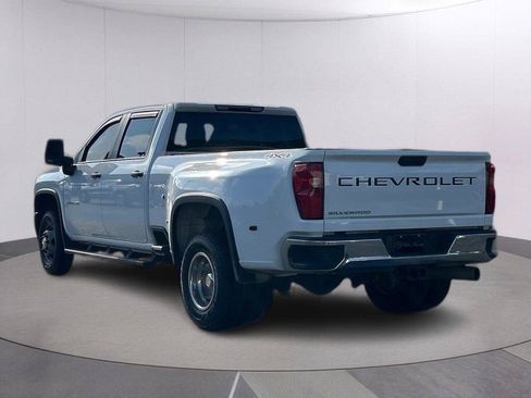 Used 2021 Chevrolet Silverado 3500 W/T w/ Gooseneck/5TH Wheel Package AWD/4WD image 3