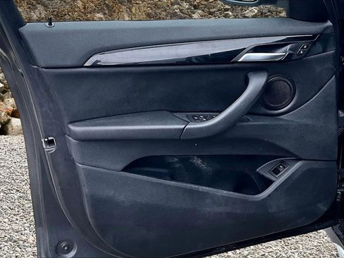 Used 2021 BMW X1 xDrive28i w/ Convenience Package AWD/4WD image 17