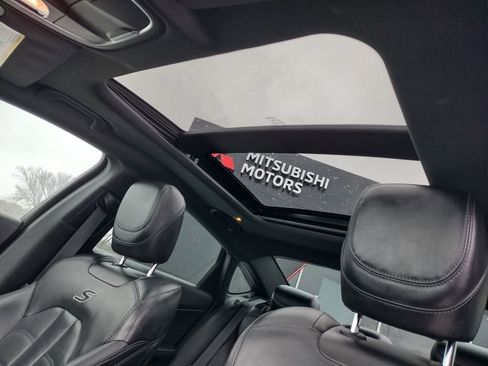 Used 2016 Chrysler 200 S w/ Sun & Sound Group image 5