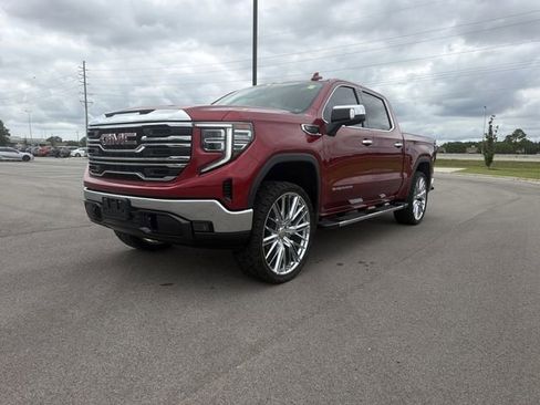 Used 2023 GMC Sierra 1500 SLT w/ SLT Premium Package AWD/4WD image 1