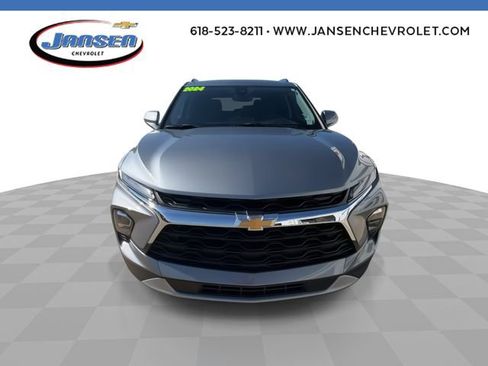Used 2024 Chevrolet Blazer LT w/ Convenience Package FWD image 3