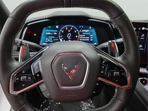 Used 2024 Chevrolet Corvette Stingray Preferred Cpe w/ Z51 Performance Package RWD image 17