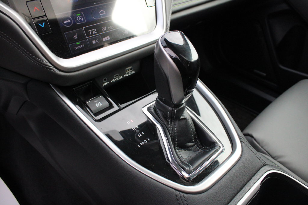 Used 2024 Subaru Outback Onyx Edition AWD/4WD image 18