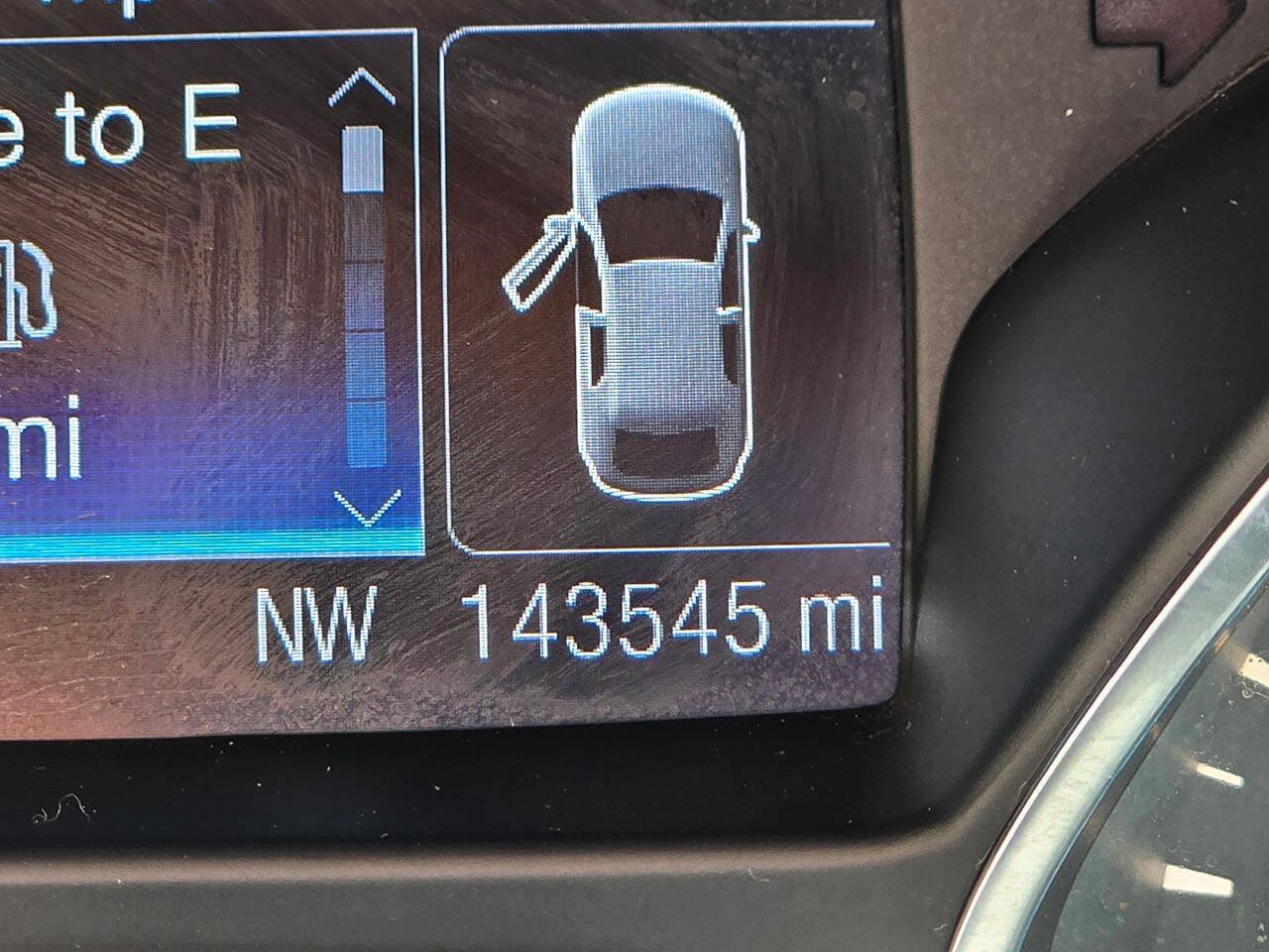 Used 2013 Ford Escape Titanium w/ Parking Technology Pkg AWD/4WD image 19