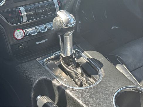 Used 2016 Ford Mustang Premium image 35