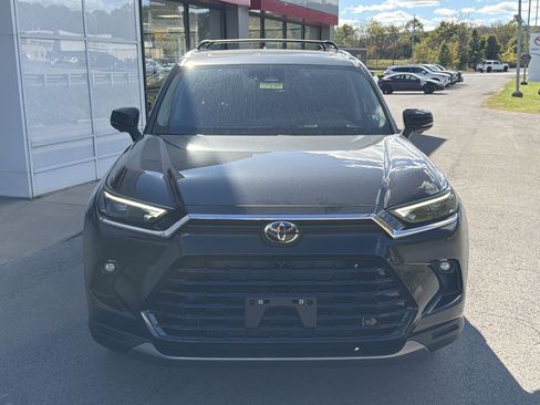 New 2026 Toyota Grand Highlander Platinum AWD/4WD image 8