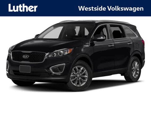 Used 2017 Kia Sorento AWD w/ LX Convenience Package image 1
