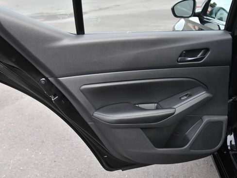 Used 2024 Nissan Altima 2.5 SV image 32