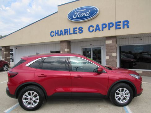 Used 2023 Ford Escape Active w/ Tech Pack #2 image 4