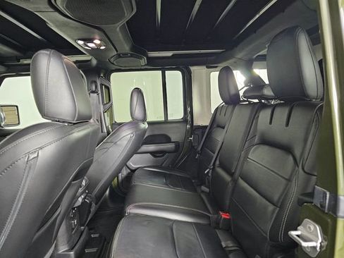 Used 2021 Jeep Wrangler Unlimited Sahara w/ Safety Group image 18