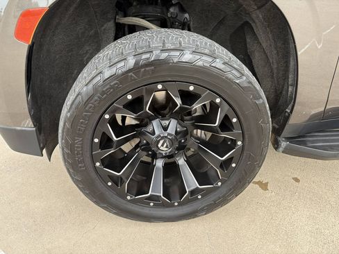 Used 2021 Chevrolet Tahoe LS AWD/4WD image 9