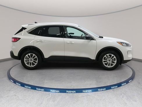 Used 2022 Ford Escape SE w/ Cold Weather Package image 5