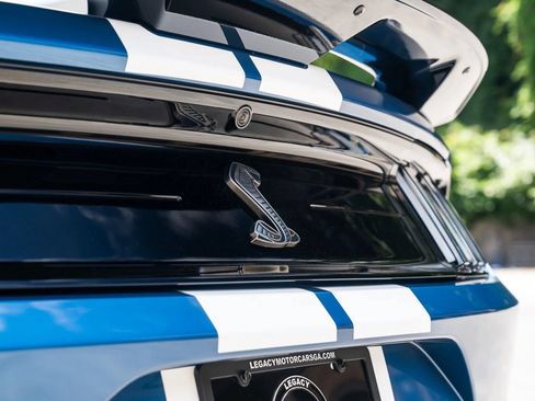Used 2020 Ford Mustang Shelby GT500 w/ Technology Package RWD image 19