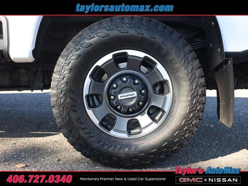 Used 2024 Ford F250 Lariat w/ Tremor Off-Road Package image 41
