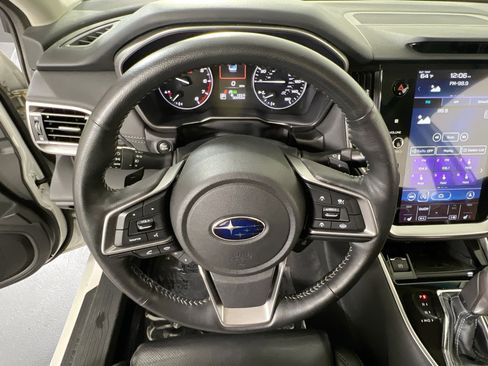 Used 2022 Subaru Legacy Limited image 11