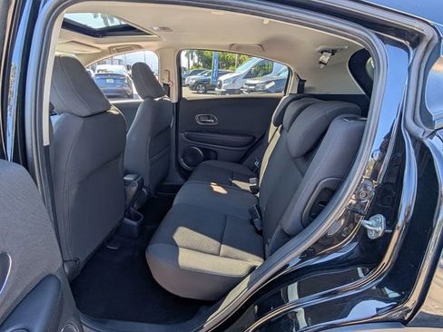 Used 2022 Honda HR-V EX image 8