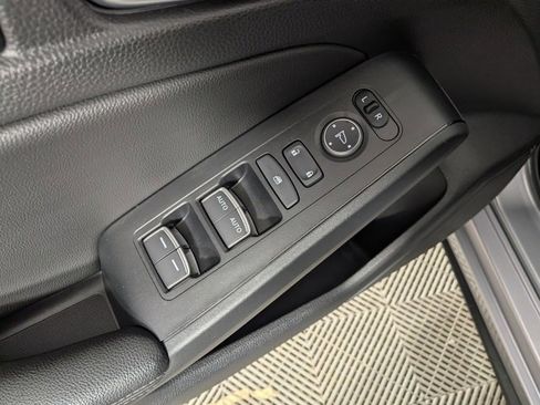 Used 2024 Honda Civic EX-L image 13