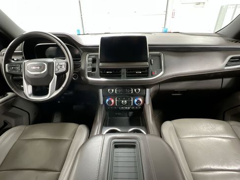 Used 2023 GMC Yukon SLT AWD/4WD image 10