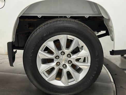 Used 2022 Chevrolet Silverado 1500 Custom image 24