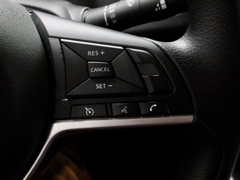 Certified 2023 Nissan Leaf S image 28