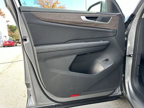 New 2026 Volkswagen Atlas SEL image 13