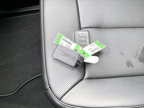 New 2026 Jeep Grand Cherokee Limited image 32