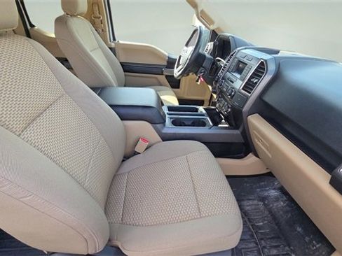Used 2016 Ford F150 XLT w/ Equipment Group 301A Mid image 25