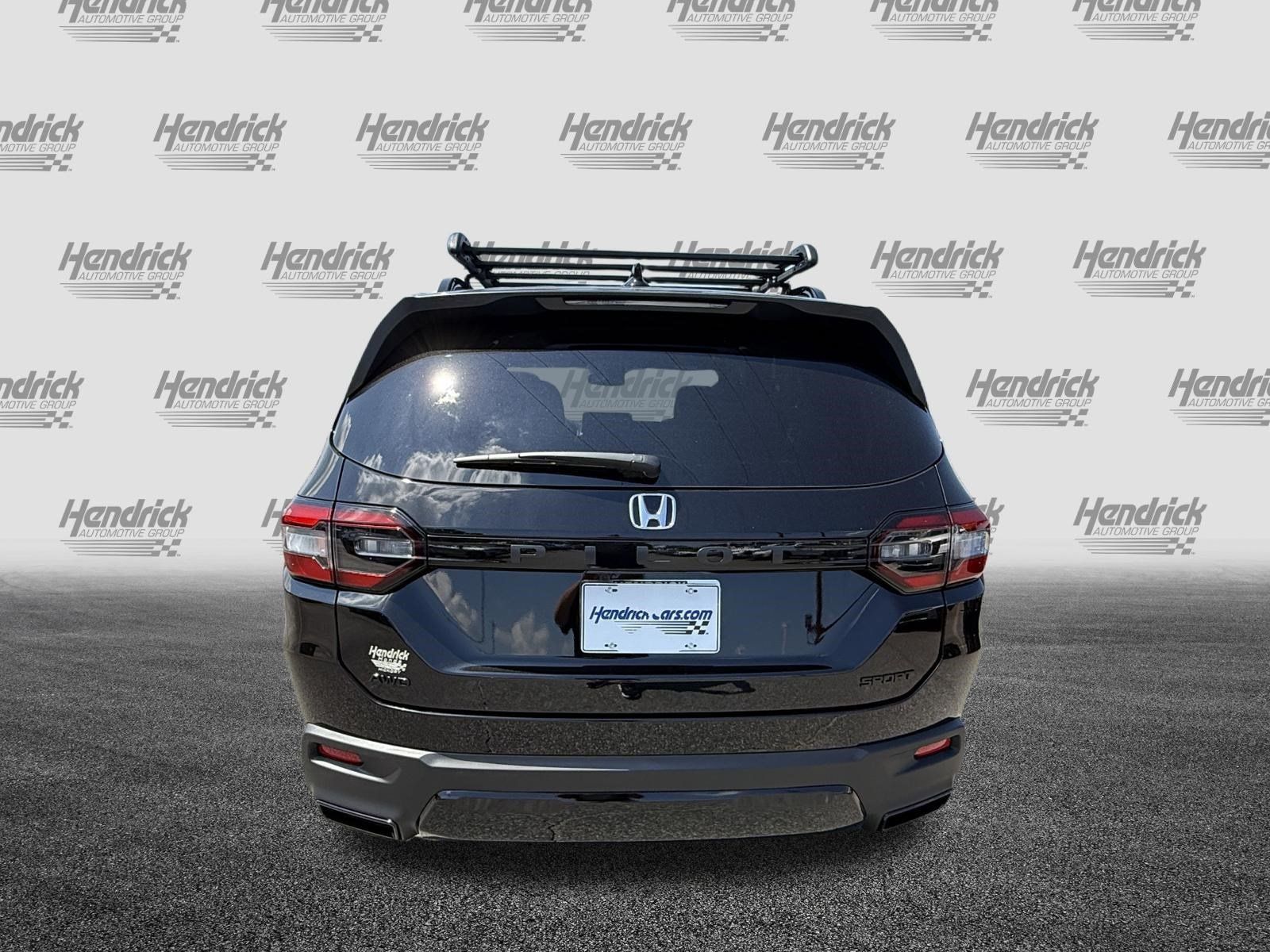 New 2026 Honda Pilot Sport image 9