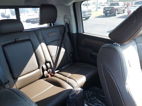 New 2026 RAM 2500 Limited AWD/4WD image 14
