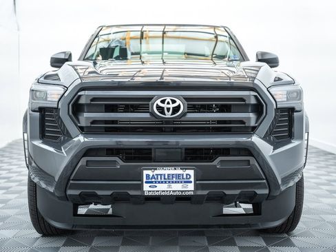 Certified 2025 Toyota Tacoma SR image 2