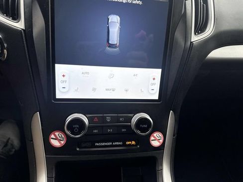 Used 2024 Ford Edge SEL image 30