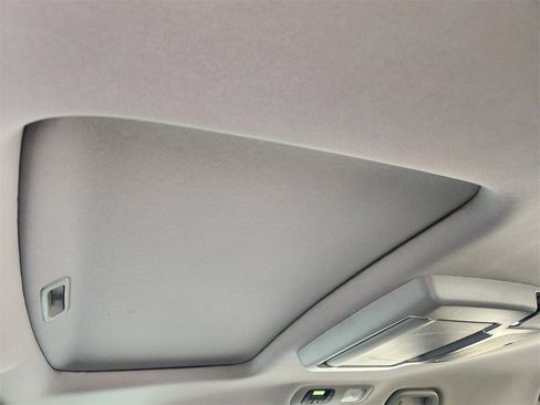 Certified 2024 Honda Odyssey Elite image 24