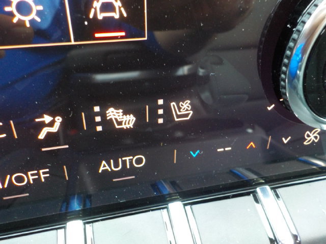 New 2027 GMC Terrain AT4 w/ Convenience Package III AWD/4WD image 38