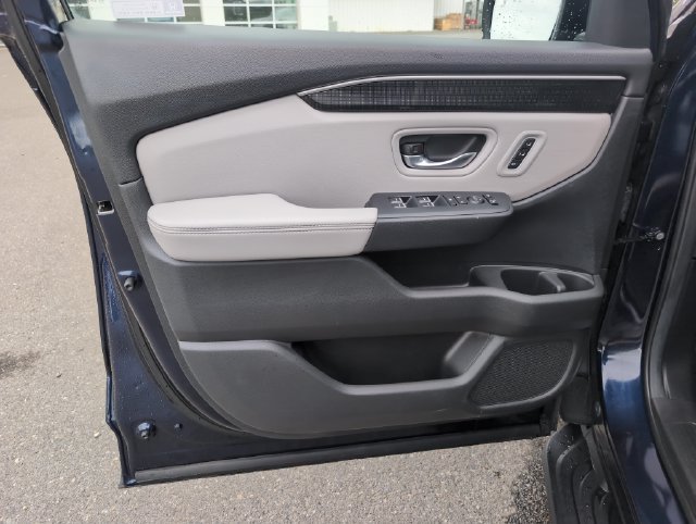 Certified 2025 Honda Pilot Elite image 18