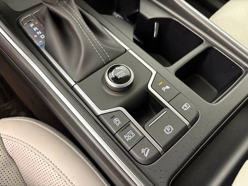 New 2026 Kia Sorento S w/ S Panoramic Sunroof Package FWD image 32