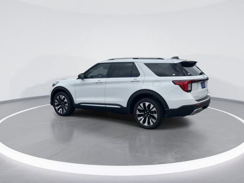 Certified 2026 Ford Explorer Platinum w/ LUX Leather Package AWD/4WD image 5