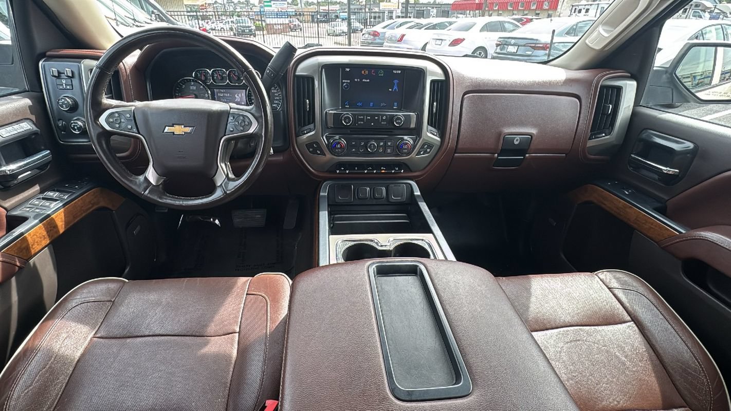 Used 2014 Chevrolet Silverado 1500 High Country w/ High Country Premium Package AWD/4WD image 20