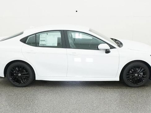 New 2026 Toyota Camry SE FWD image 51