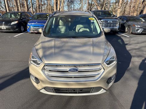 Used 2018 Ford Escape Titanium image 11