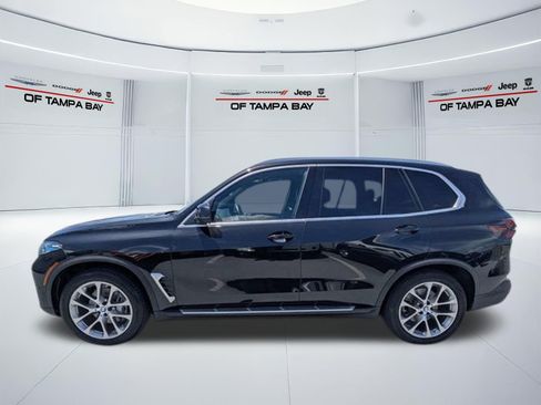 Used 2025 BMW X5 xDrive40i AWD/4WD image 6