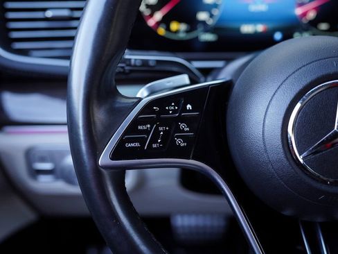 Used 2024 Mercedes-Benz GLE 450 4MATIC image 26