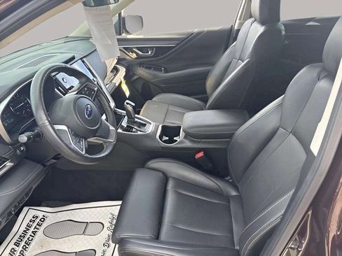 Used 2025 Subaru Outback Limited image 6